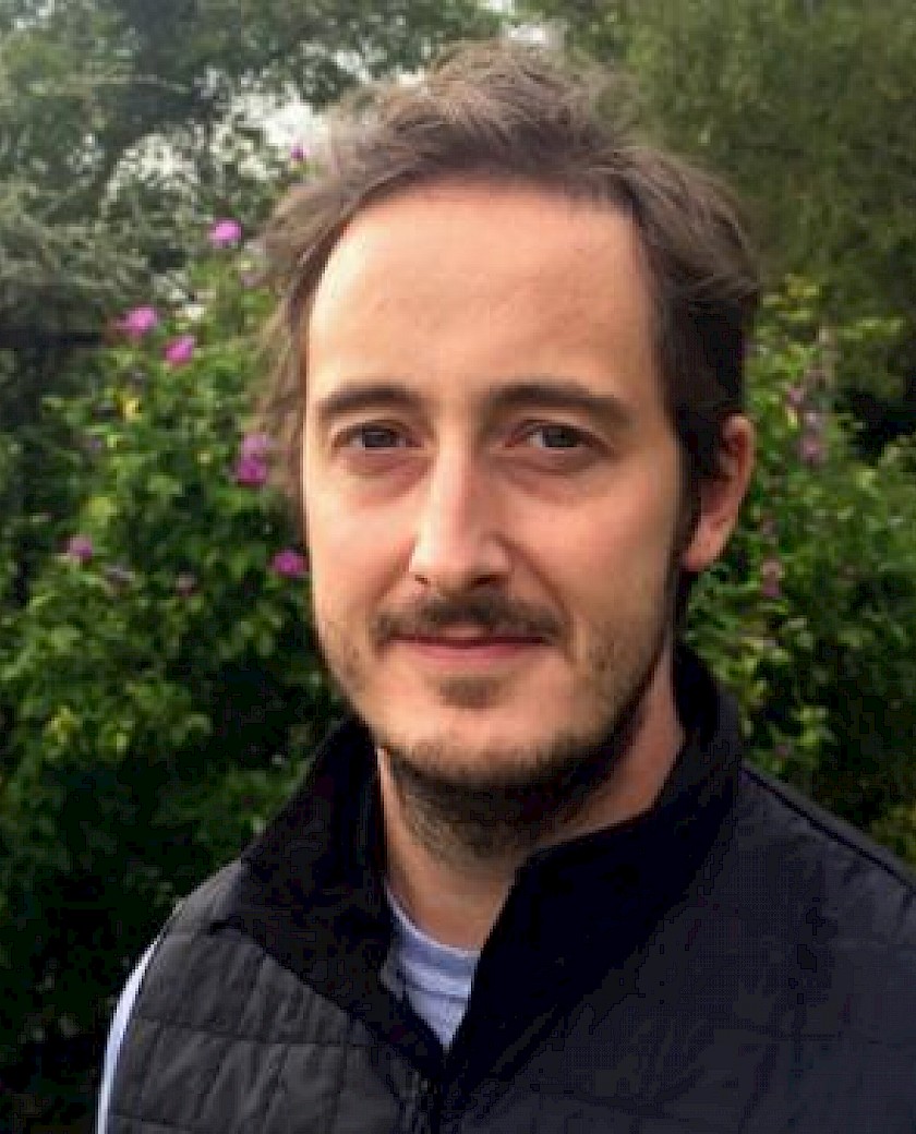 Owen Hewlett.840x1040